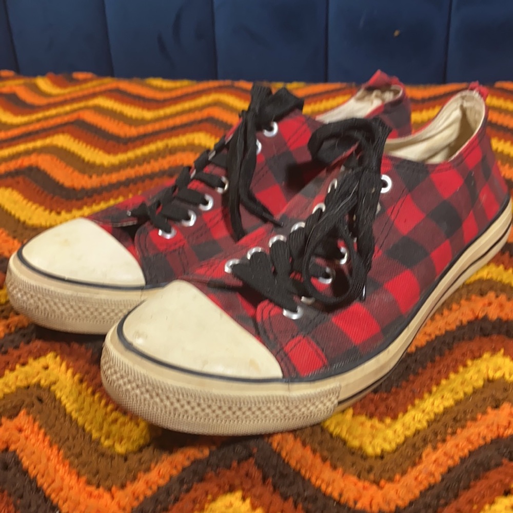 Men’s Plaid Sneaks